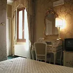 Correr Guest house 3*