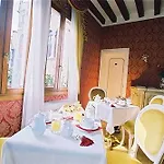Correr Guest house