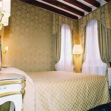 Гостевой дом Correr 3*