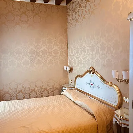 Correr Guest house 3*