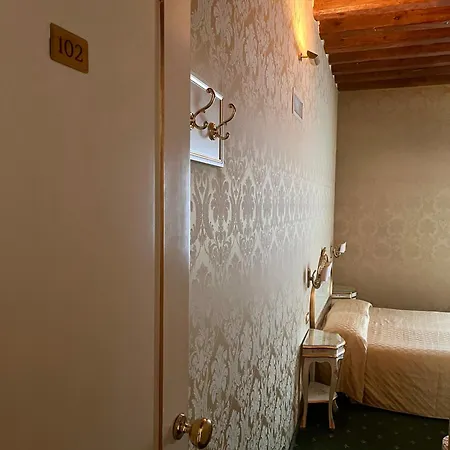 Guest house Correr