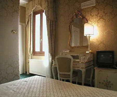Correr Guest house 3*